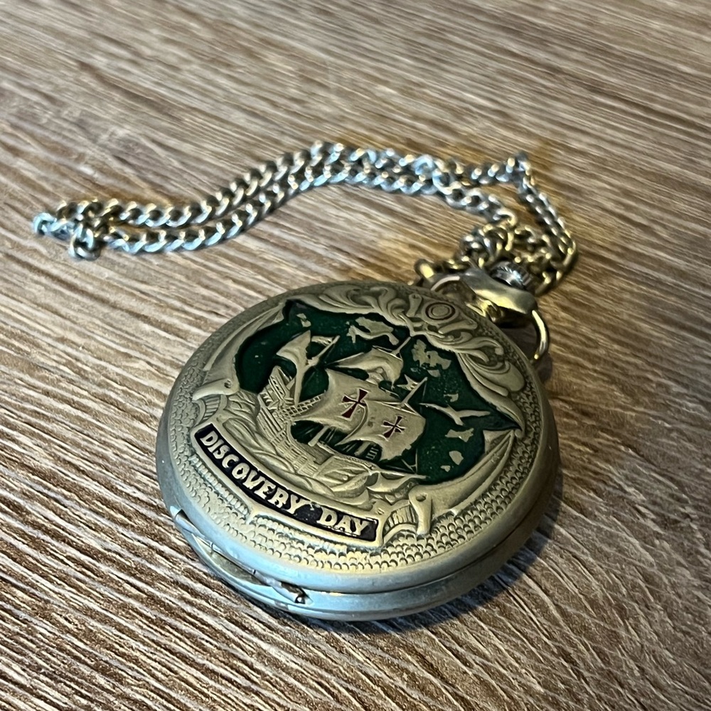 RARE Discovery Day Pocket Watch in working condition